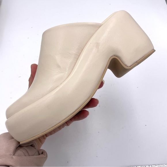 NEW Everlane Cream Parchment The Puffa Platform Clog in Size 6‎ - Picture 11 of 16